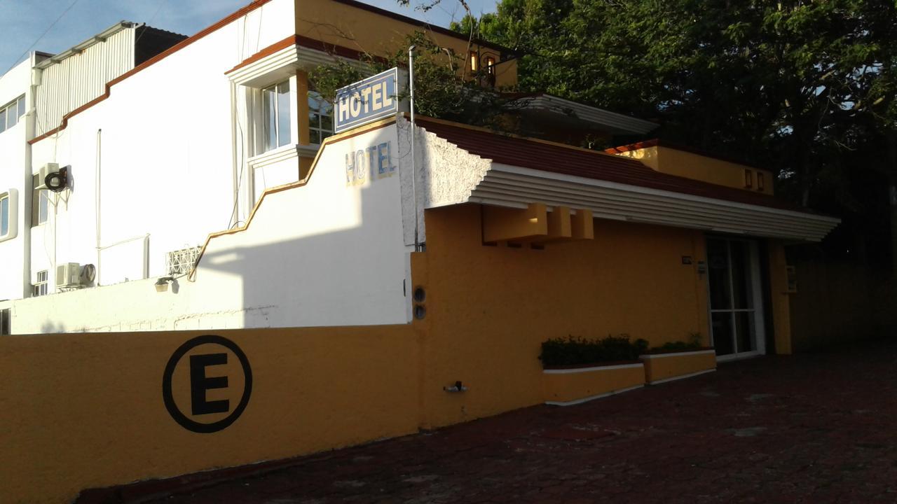 Hotel Posada Cancun Coatzacoalcos Exterior foto